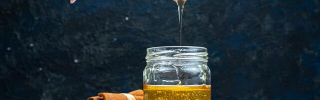 Kakve se promene dešavaju ako čistite lice medom?