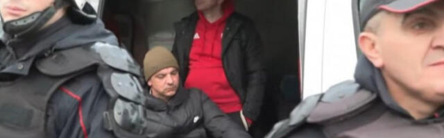 Сви приведени у Ботуну пуштени на слободу, Кнежевић напустио "марицу"