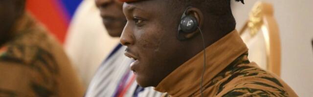 IBRAHIM TRAORE NASTAVLJA ČISTKU: Novi udari na političare Burkine Faso, strankama se oduzima SVA IMOVINA, a evo šta će da uradi sa OPOZICIJOM