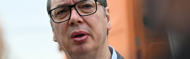 Вучић: Грађани могу да буду мирни, полиција ради свој посао, на протестима 3.900 људи