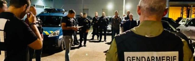 Francuska policija zaustavila Srbina, a onda je usledio šok: Putne torbe privezane za motor, a unutra...