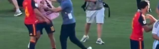 Kakva bruka: Legenda Argentine pesnicom u glavu udarila Olma, pojavio se sramotan snimak