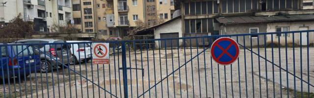 Kasni nabavka opreme za “oko sokolovo”, “Parking servis” plaća zbog diskriminatorne dokumentacije