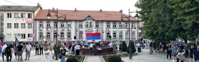 Studenti za Aranđelovac: Ne odustajemo od skupa uprkos paralelnom okupljanju SNS-a
