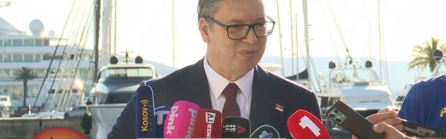 Kriminalci će da rade svoj posao, tu nema filozofije! Vučić o bezbednosnom riziku posete Tivtu: Ne mogu svi da budu akademici, neko mora i time da se bavi (FOTO)