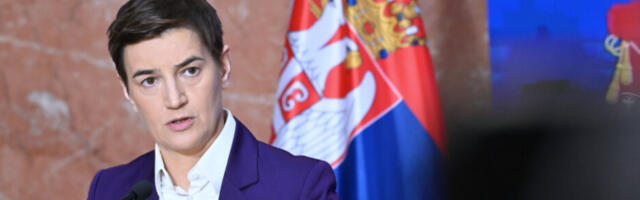 Брнабић оштро одговорила Божовићу: Нема звучног топа, али им не смета да оптуже Вучића да је пуцао на грађане
