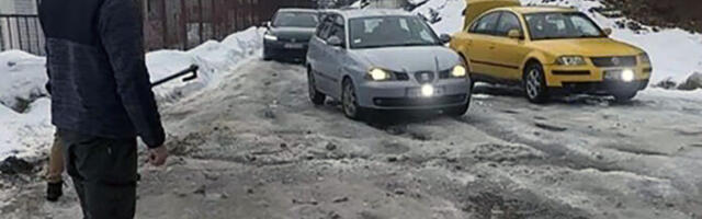 Selo kod Rožaja danima zatrpano velikim snijegom