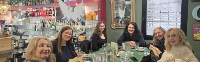 Slavljenje stihova, prijateljstva i hrabrosti