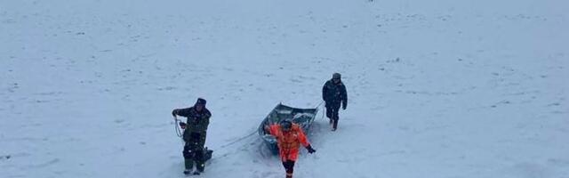 Užas u Rusiji: Telo deteta pronađeno u automobilu koji je propao kroz led na reci u Jakutsku