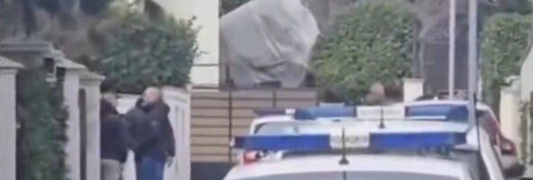 Određen pritvor trojici osumnjičenih za bacanje bombi na kuću Zdravka Čolića