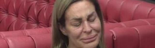 "VARALA MUŽA, IMALA ODNOS SA MALOLETNIKOM": Isplivao "PRLJAV VEŠ" LAŽNE KUME - od ovog nema pranja