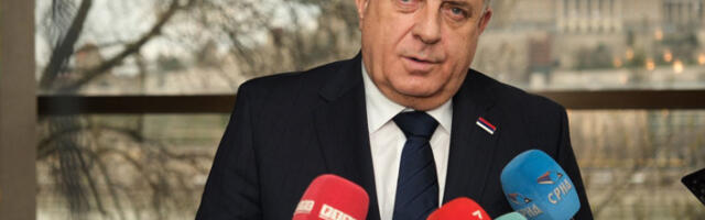 Додик честитао Дан полиције Републике Српске