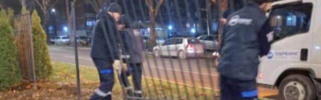 Milošević (SSP): Ugradili se u ograde, a sad ih sklanjaju!