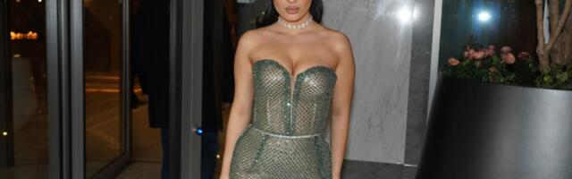 "NJEN MUŽ JE HTEO DA ME NAMAMI..." Bolna ispovest naše poznate pevačice o majci kida dušu: Majka me je OSTAVILA SA 5 GODINA, on je želeo da me smesti u...