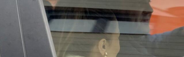 KASPER IZBLAMIRAO MINU ZA SVA VREMENA, KAMERE ZABELEŽILE PEVAČICINU SRAMOTU! Usledio prvi haos nakon upoznavanja!