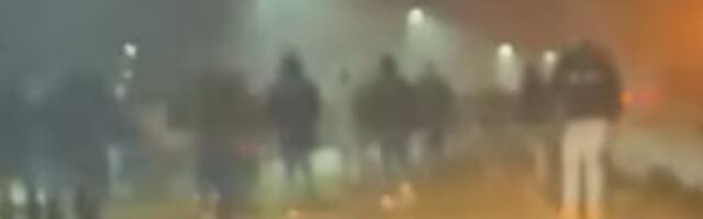 Sačekuša kod aerodroma: Zvezdini navijači napadnuti po povratku iz Malmea /VIDEO, FOTO/