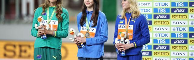 Atletičarka hrvatskog porekla podelila srebro na SP sa Angelinom, pa poslala jaku poruku: Zahvaljujem Bogu! /FOTO/