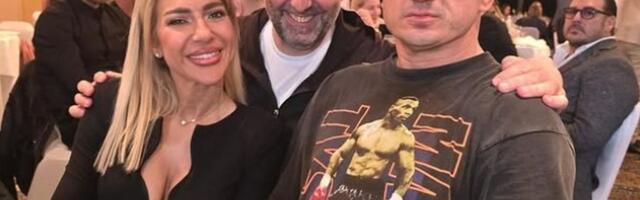 Tigar podelio sliku sa Jovanom iz Beča: Prvi put se drže za ruke, ona mu se obratila odmah