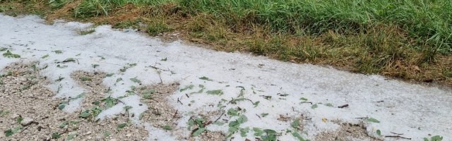 PADAO GRAD VELIČINE LJEŠNIKA – Jako nevrijeme u Prijepolju – kiša pokrenula odrone, dio grada bez struje zbog udara groma