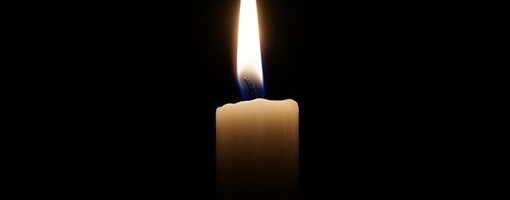 Hiljadu sveća za Olivera Ivanovića u Beogradu i u Kosovskoj Mitrovici