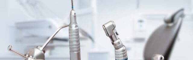 Dečaku izvadili zub, otac poludeo: Demolirao zubarsku ordinaciju u Barajevu, sam sebe prijavio policiji?