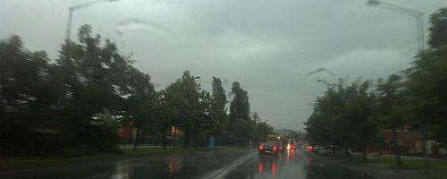 Snažno nevreme u Valjevu i Šapcu, grad u Sremu