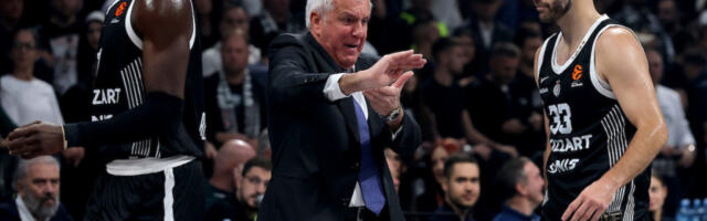 OBRADOVIĆ BI GA UZEO ZA UVO I UDARIO TABLOM PO GLAVI: Oglasio se košarkaš Partizana i sve otkrio!