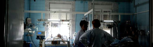 Saru (15) vratili iz Urgentnog,kad je opet došla IZDAHNULA IM JE NA RUKAMA! Ona i majka umrle u razmaku od par sati