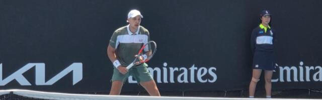 NAJVEĆI USPEH MEĐEDOVIĆA NA AUSTRALIJAN OPENU! Srbin posle tri sata borbe slomio Argentinca! Čeka ga pakao u drugom kolu!