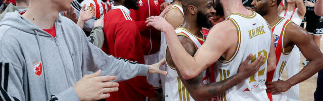 Reakcije navijača Zvezde posle večitog derbija, osuli drvlje i kamenje po ovim ljudima