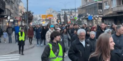 U Nišu obeleženo 17 meseci od pada nadstrešnice, protest zbog upada policije u Rektorat
