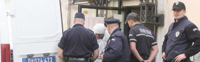 Užas na Banjici:  Telo muškarca pronađeno na ulici