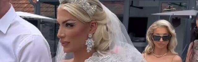 Ovo je VENČANICA Milice Kemez koju je sama šila -  sa krunom na glavi se udaje za Boru Santanu