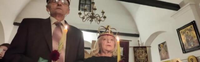 NISI SE DRUGOJ OBEĆAO? Dragan i Božana posle 50 godina jedno drugom rekli "da" pred Bogom! Prota Milan veli da starije mladence od njih dvoje nije imao VIDEO