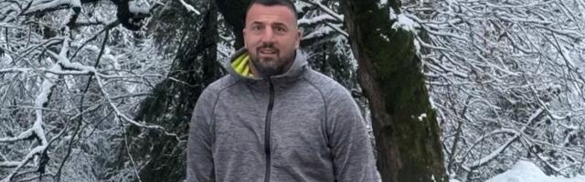 Vladimir Tomović ne može da pređe granicu i uđe u Crnu Goru! Javno moli za pomoć: "Koliko budala znate?"