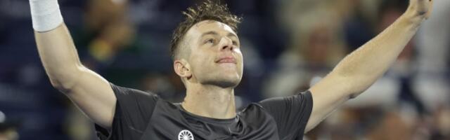 Grikspor iznenadio nekadašnjeg šampiona Dubaija i zakazao meč za titulu protiv Medvedeva