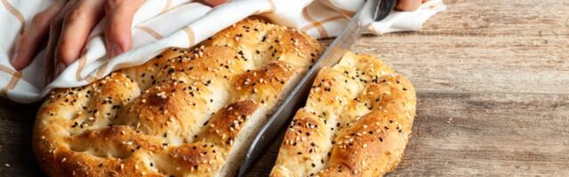 Mekana pogača sa sirom! Obrok kojem ne može niko da odoli (VIDEO)