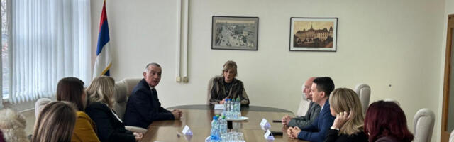 Министар Вујић се састао са председницима судова и јавним тужиоцима Сомбора и Врбаса