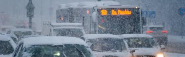 SNEG NAPRAVIO KOLAPS NA AUTO-PUTU! Formirala se kolona duga 20 kilometara!