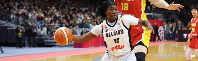 ČUDO PRIRODE - IMA 18 GODINA I VISOKA JE 2.26 METARA! Najviša košarkašica na svetu: Ubacivala preko 60 poena, igra za reprezentaciju i porede je sa Jao Mingom!