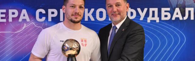 Luka Jović emotivan posle dobijanja Zlatne lopte: Čast i privilegija..