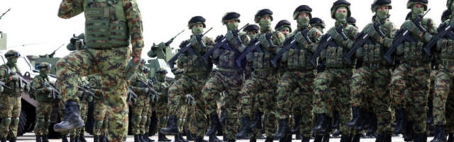 Војска Србије представља каријерне могућности на сајму у Куршумлији