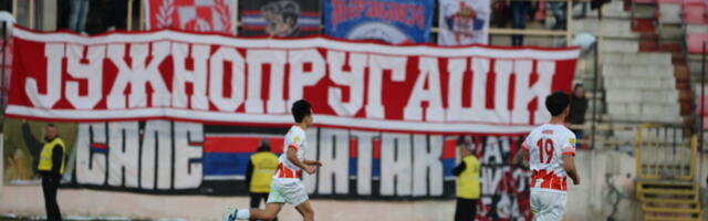 Fudbalska Superliga: Radnički počinje u Bačkoj Topoli, Radnik u Novom Sadu