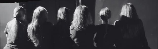 Premijera pedstave o ženama zatočenim u niškom logoru na Crvenom krstu – “Ženska soba” u Narodnom pozorištu