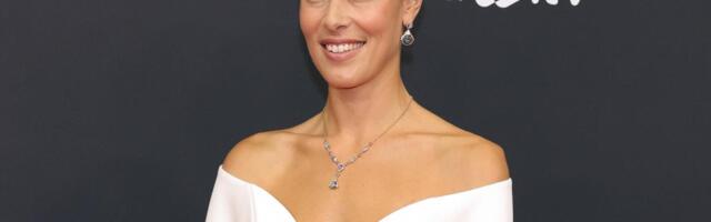 ANA IVANOVIĆ OBJAVILA FOTKU KOJU NIKO NIJE OČEKIVAO! Prelepa Srpkinja u zagrljaju legende tenisa: Oglasila se i sve objasnila! (FOTO)