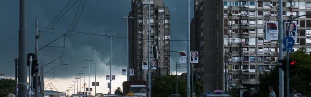Crni oblaci krenuli ka Srbiji: Donose kišu i pad temperature - u OVIM delovima zemlje biće i SNEGA