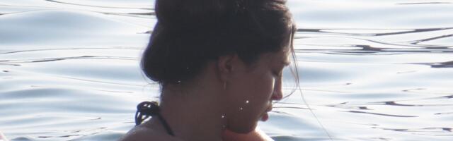 Đina Džinović je na Melininom venčanju bila kao srpska Kajli Džener, a evo kako je izgledala pre svih operacija! (Foto)