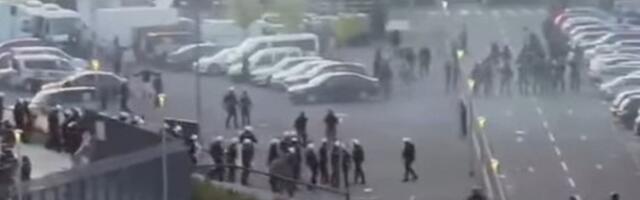 Pojavio se snimak haosa ispred stadiona u Loznici, Delije u sukobu sa policijom pred finale Kupa Srbije