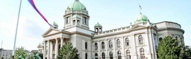 PREDLOG POSLANIKA: Osuditi policijsku brutalnost u zemljama EU