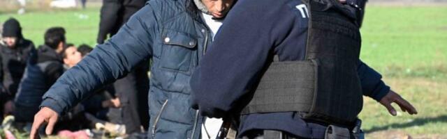 38 MIGRANTA OSTAVIO NA AUTO-PUTU I POBEGAO! Uhapšen krijumčar ljudi iz okoline Bele Palanke